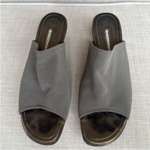 Donald J. Pliner Women's Gray Open-Toe Mules